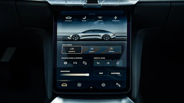 Lucid Air - screen