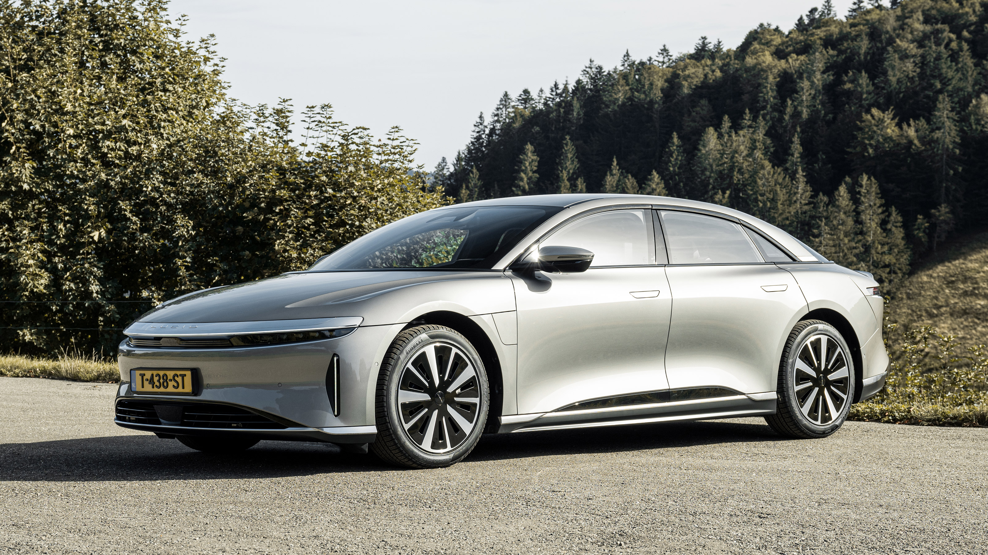 Lucid Air - front static