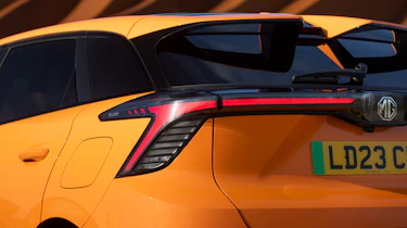MG4 Extended Range - rear lights