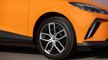 MG4 Extended Range - wheel