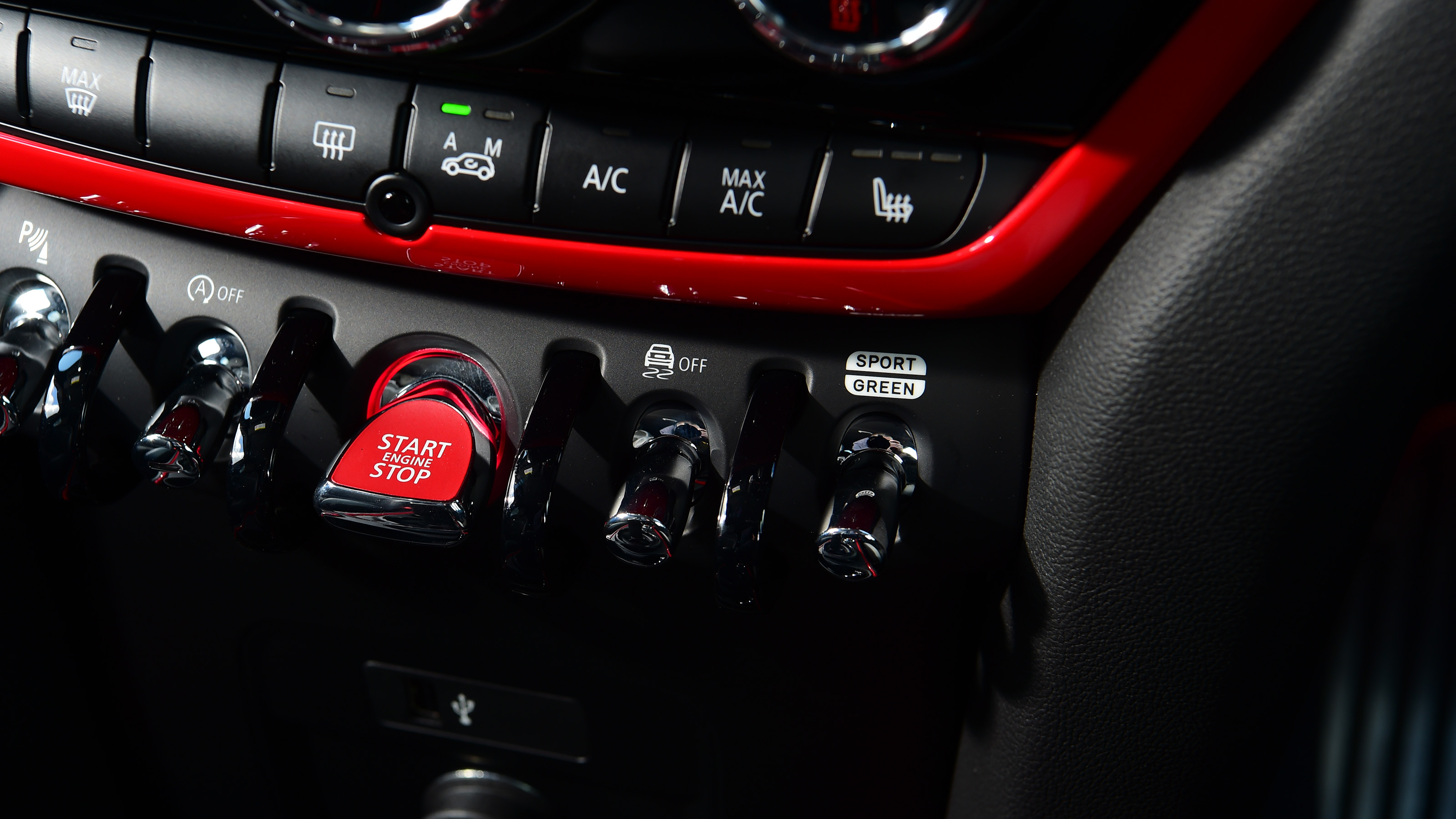 MINI Countryman - toggle switches