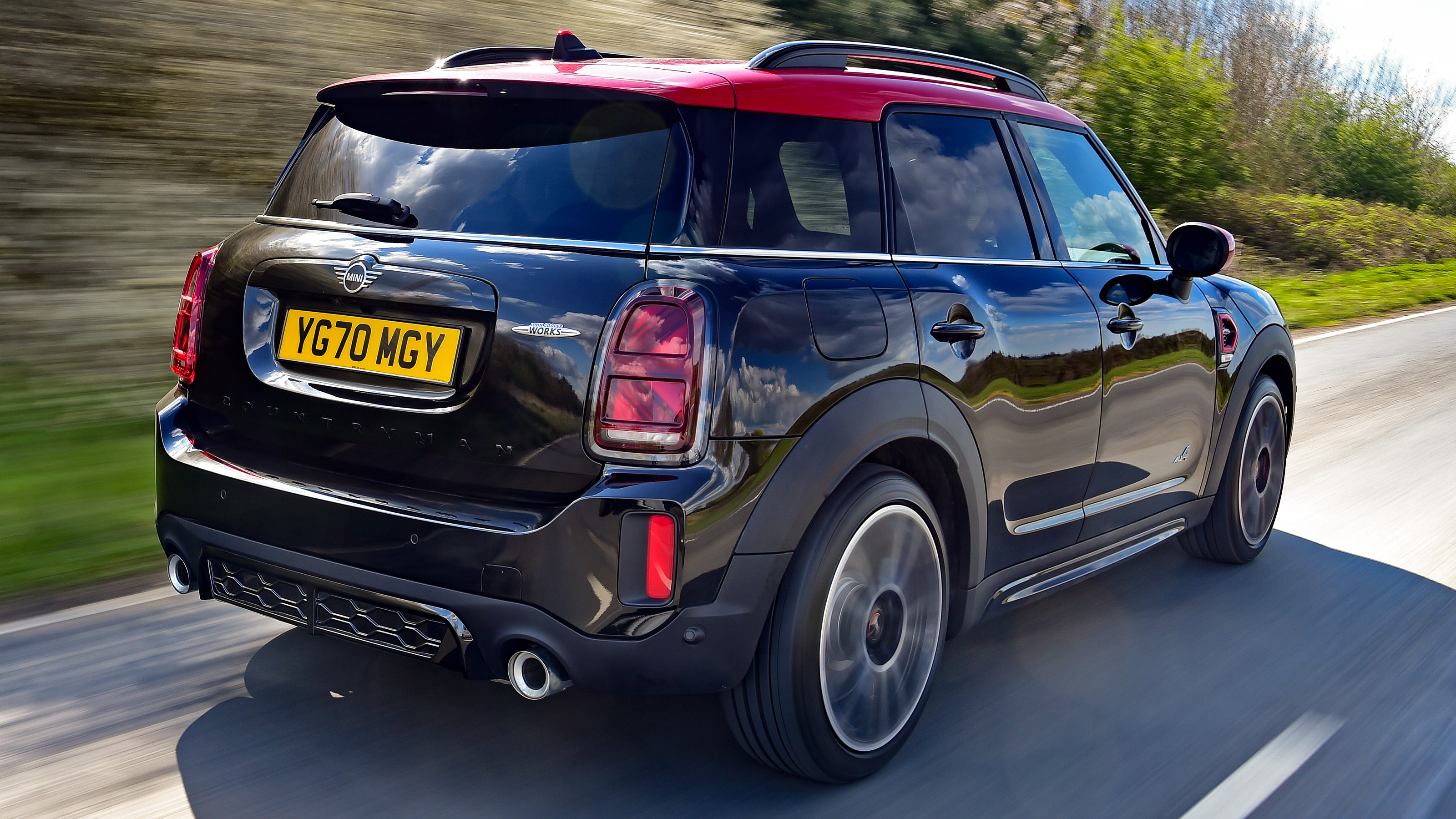 MINI Countryman - rear tracking