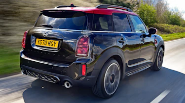 MINI Countryman - rear tracking
