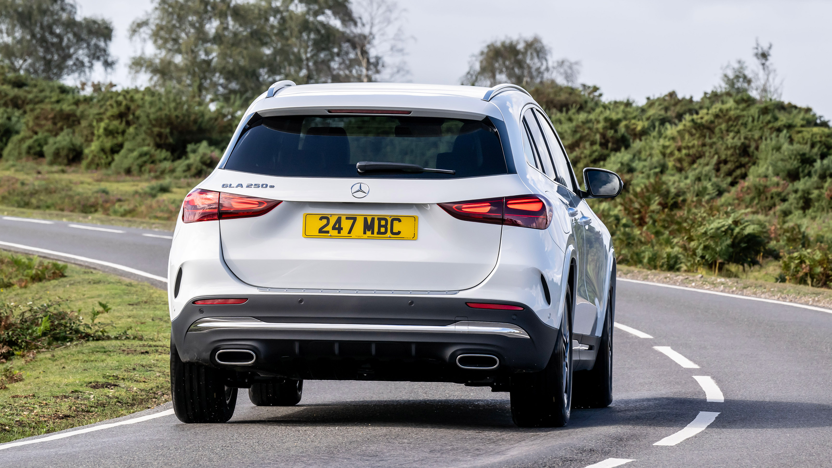 Mercedes GLA facelift - rear action