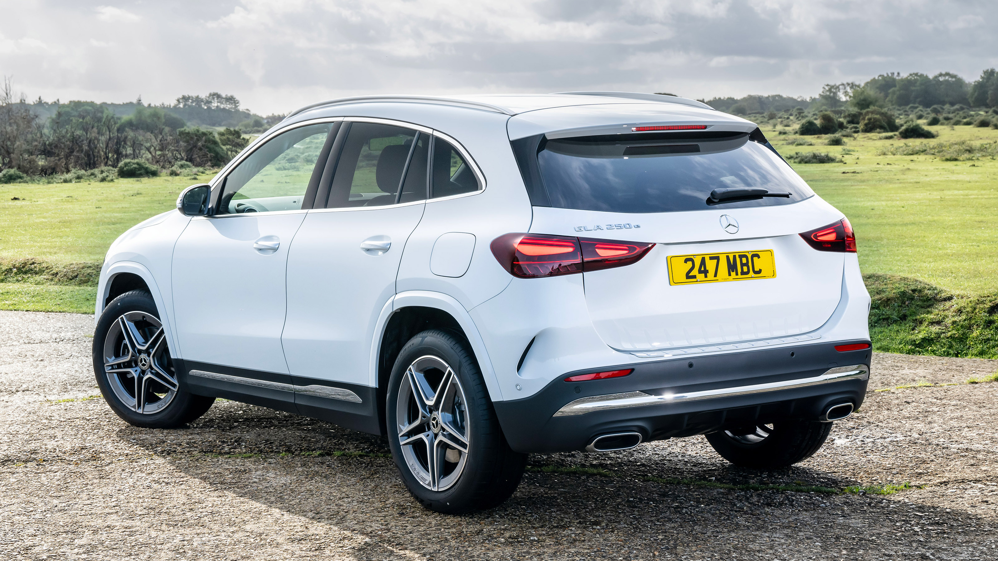 Mercedes GLA facelift - rear static