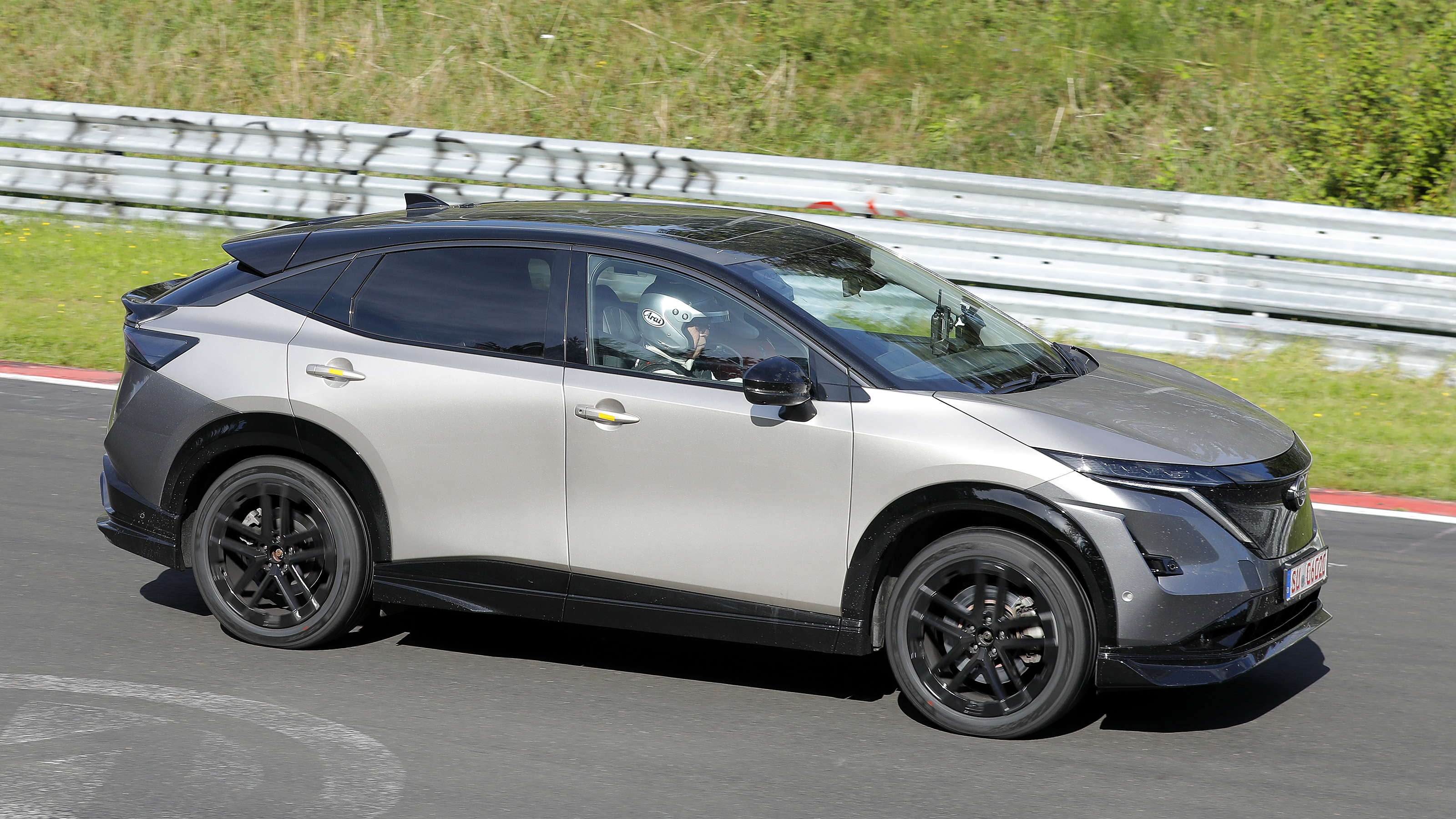 New Nissan Ariya Nismo - side tracking 