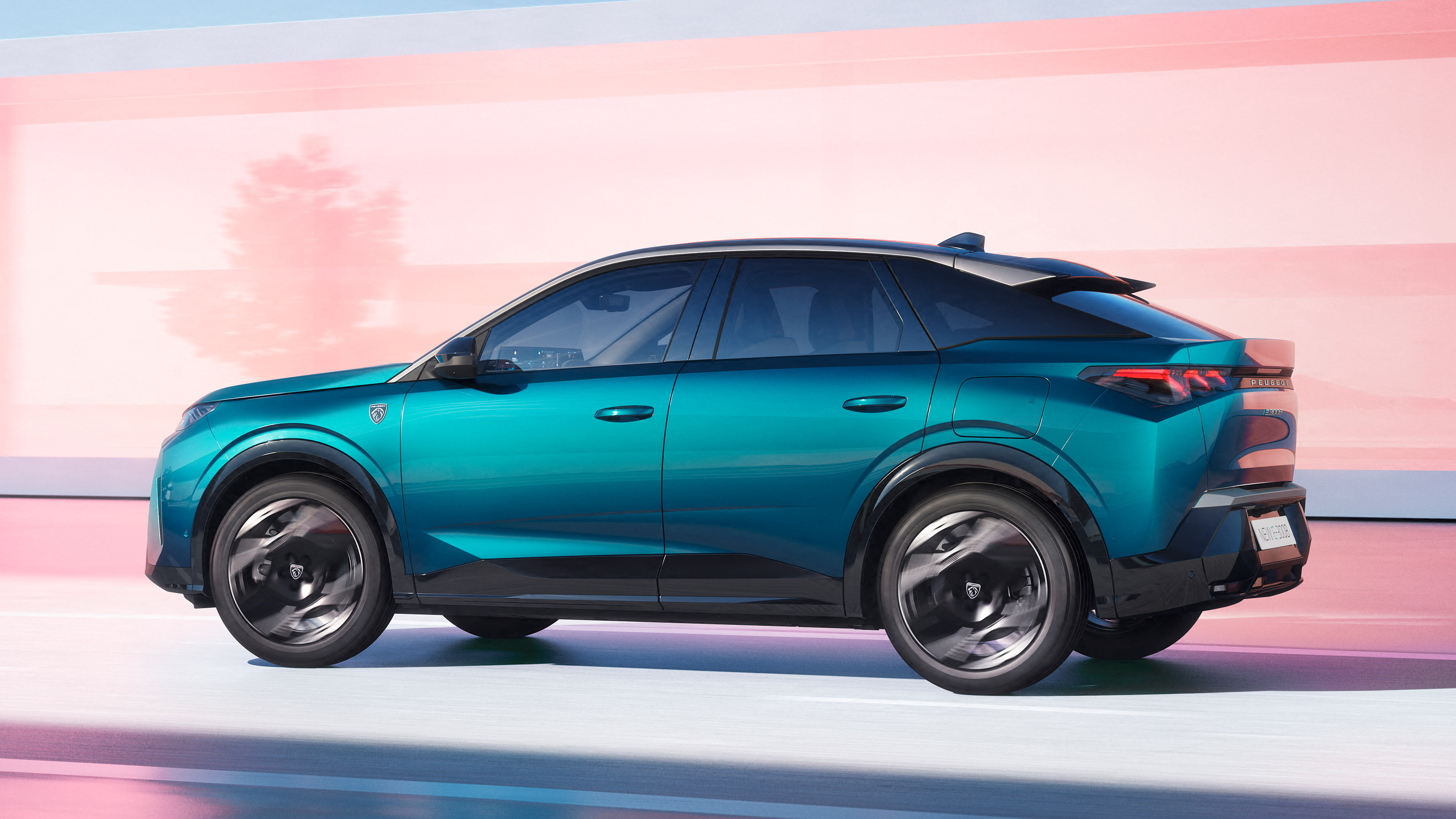 Peugeot 3008 - side action
