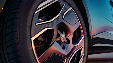 Peugeot 3008 - wheel