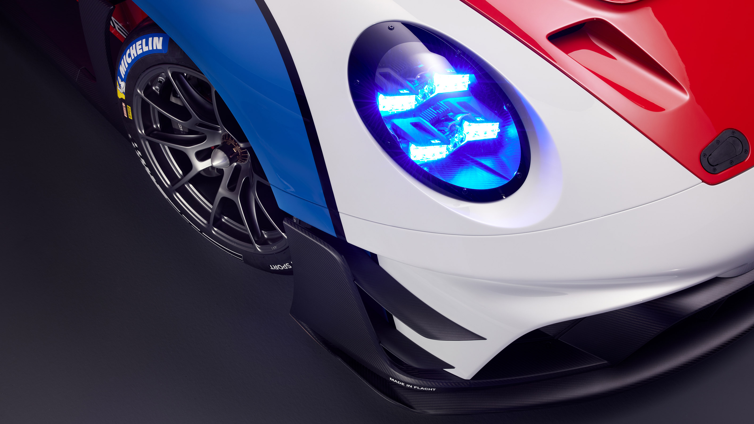 Porsche 911 GT3 R rennsport - front light