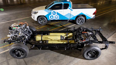 Hydrogen Toyota Hilux - floor