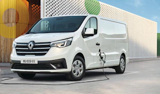Renault Trafic E-Tech - front