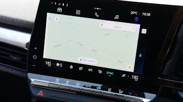 Renault Megane E-Tech - infotainment screen