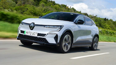 Renault Megane E-Tech - front tracking