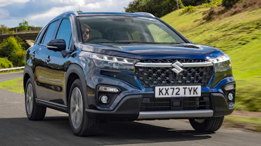 Suzuki S-Cross - front tracking