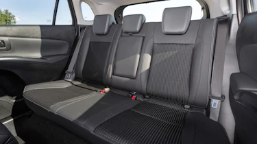 Suzuki S-Cross - rear seats