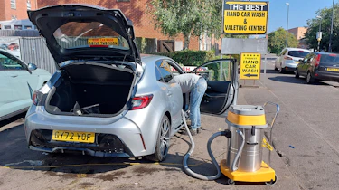 Toyota Corolla long termer second report - cleaning
