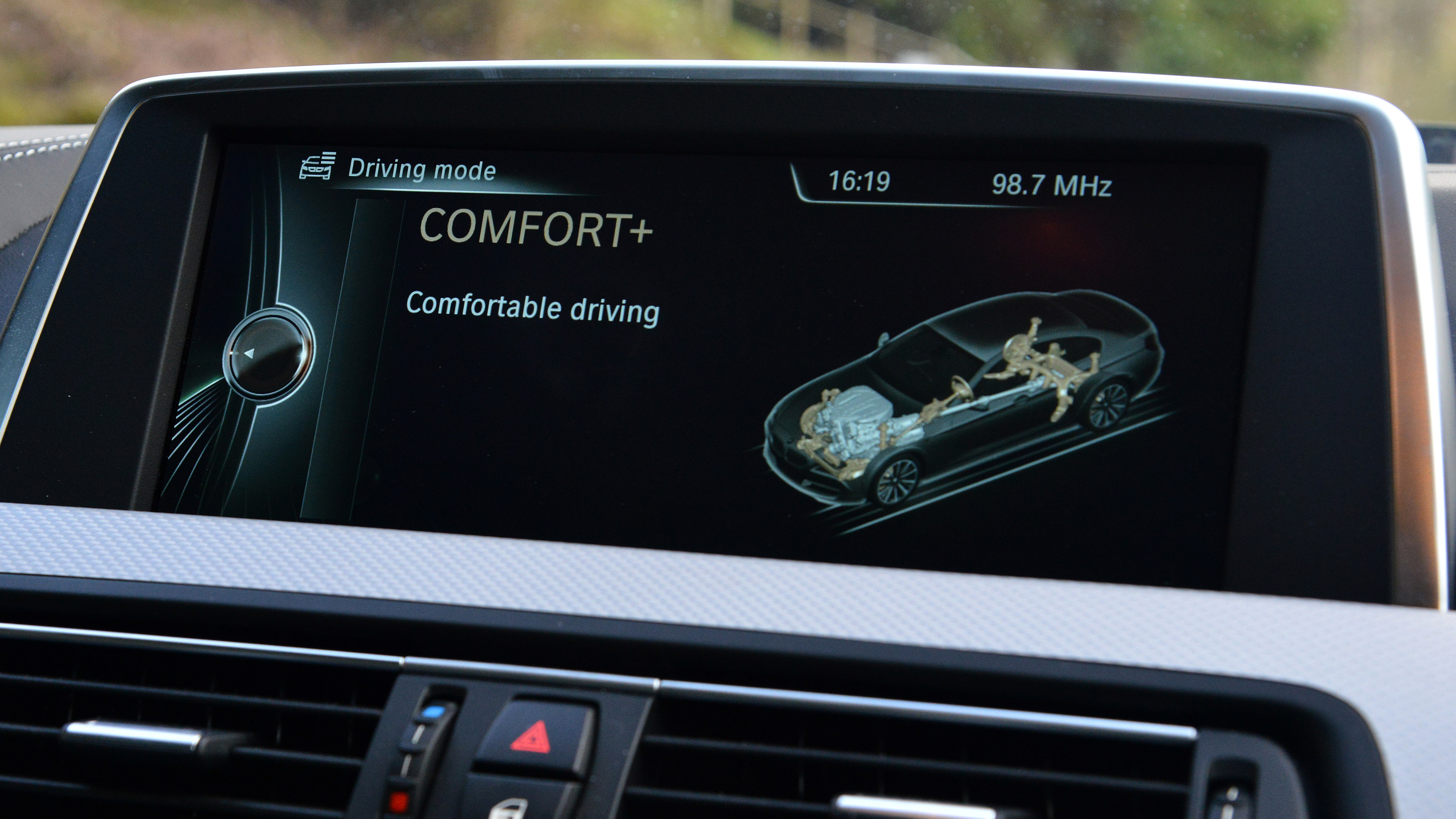 BMW 6 Series Gran Coupe - screen