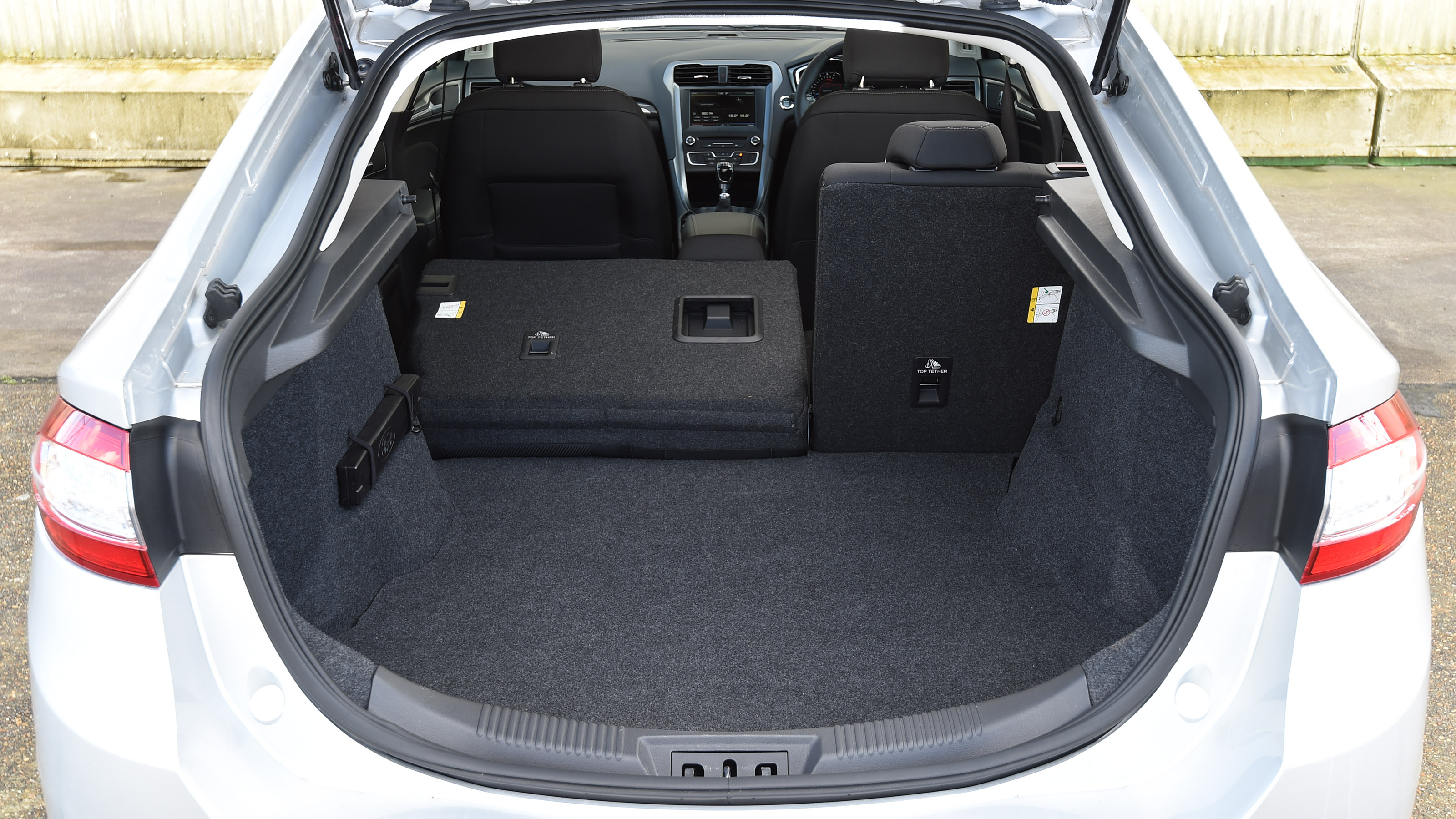 Ford Mondeo Mk4 - boot