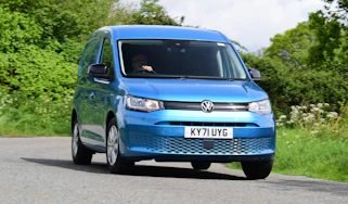 Volkswagen Caddy Cargo - front cornering