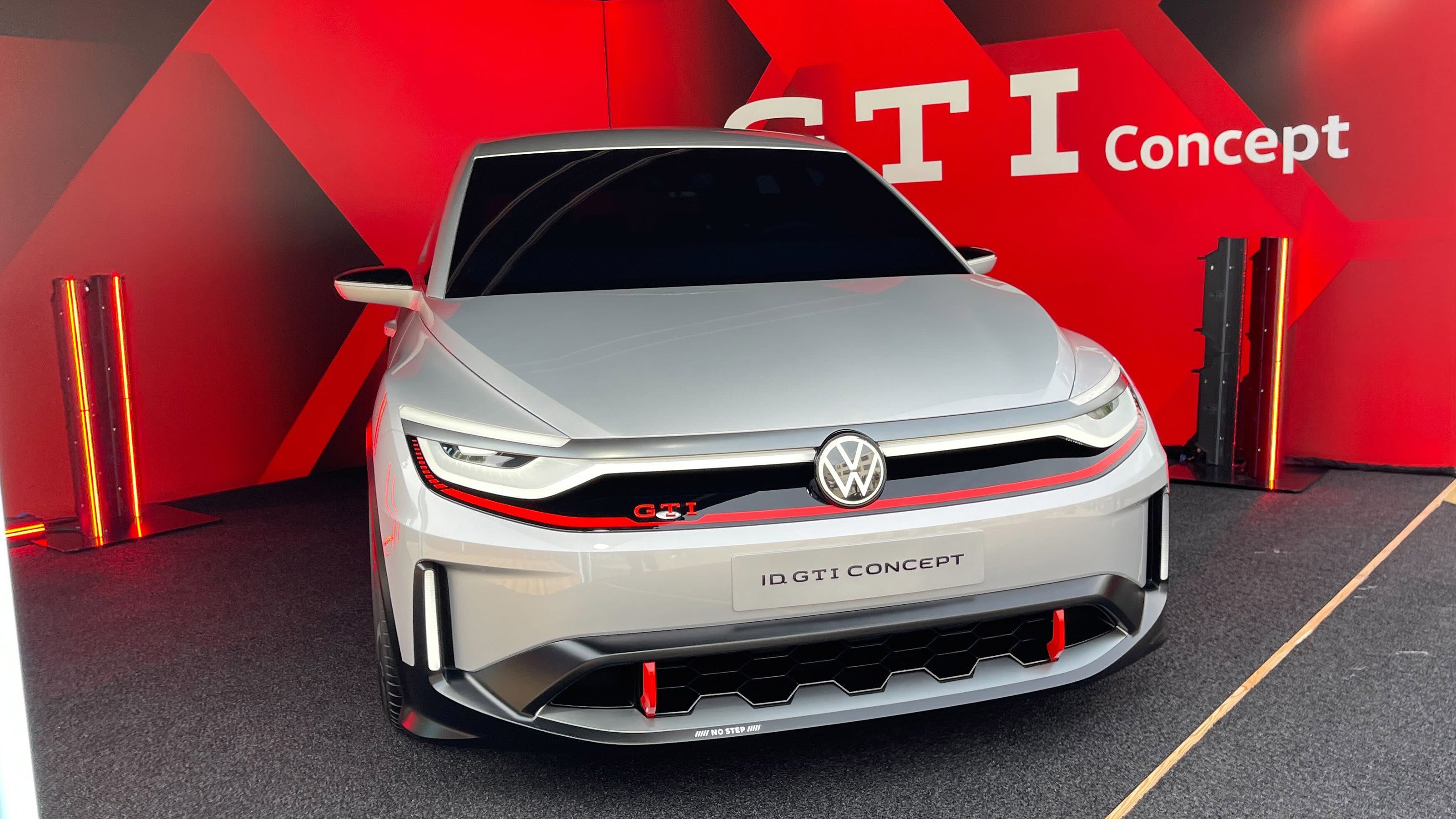 VW ID GTI concept Munich - full front
