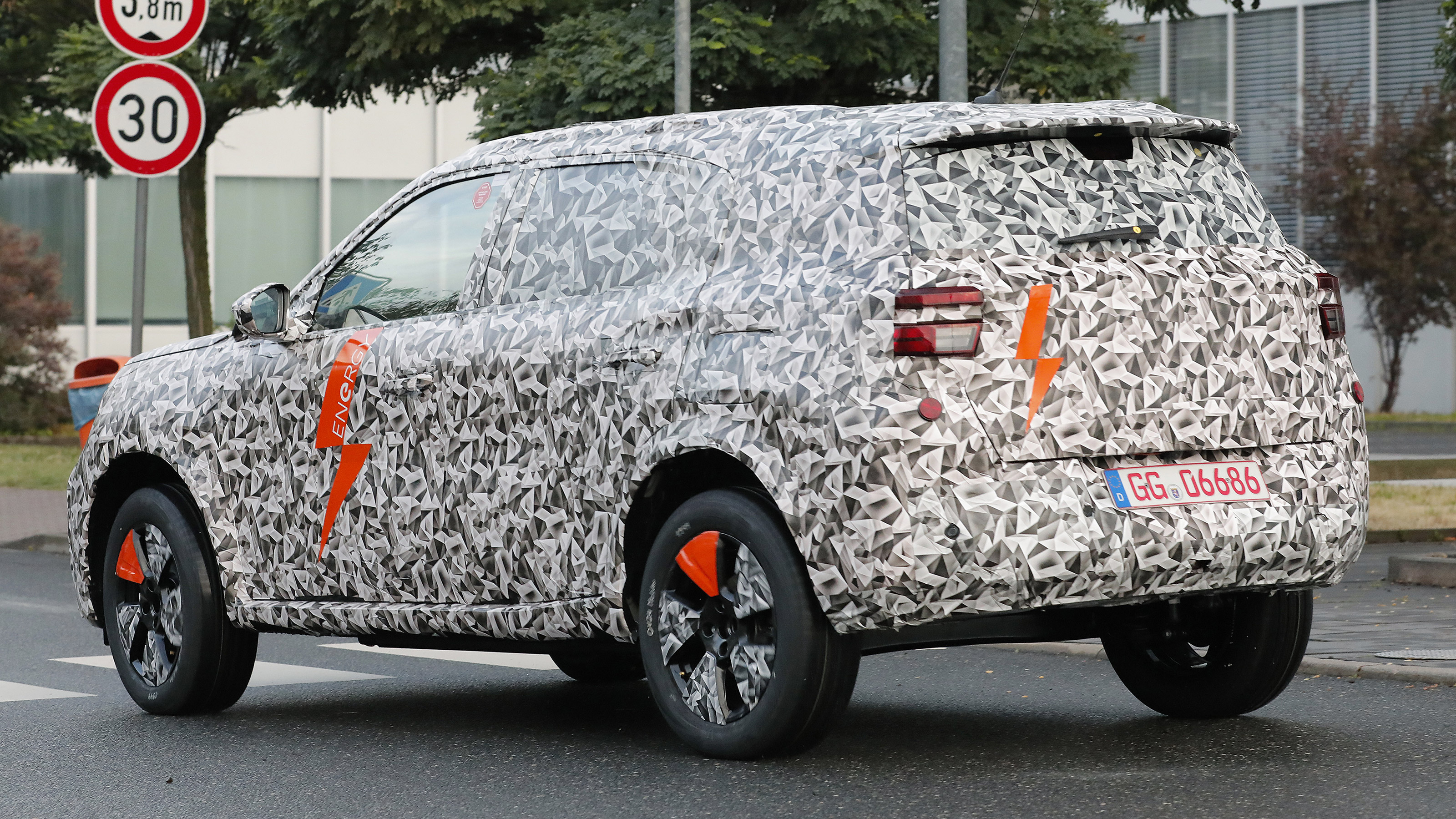 Vauxhall Crossland replacement spyshots 2