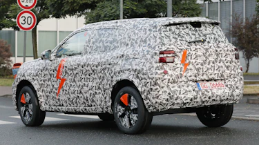 Vauxhall Crossland replacement spyshots 2