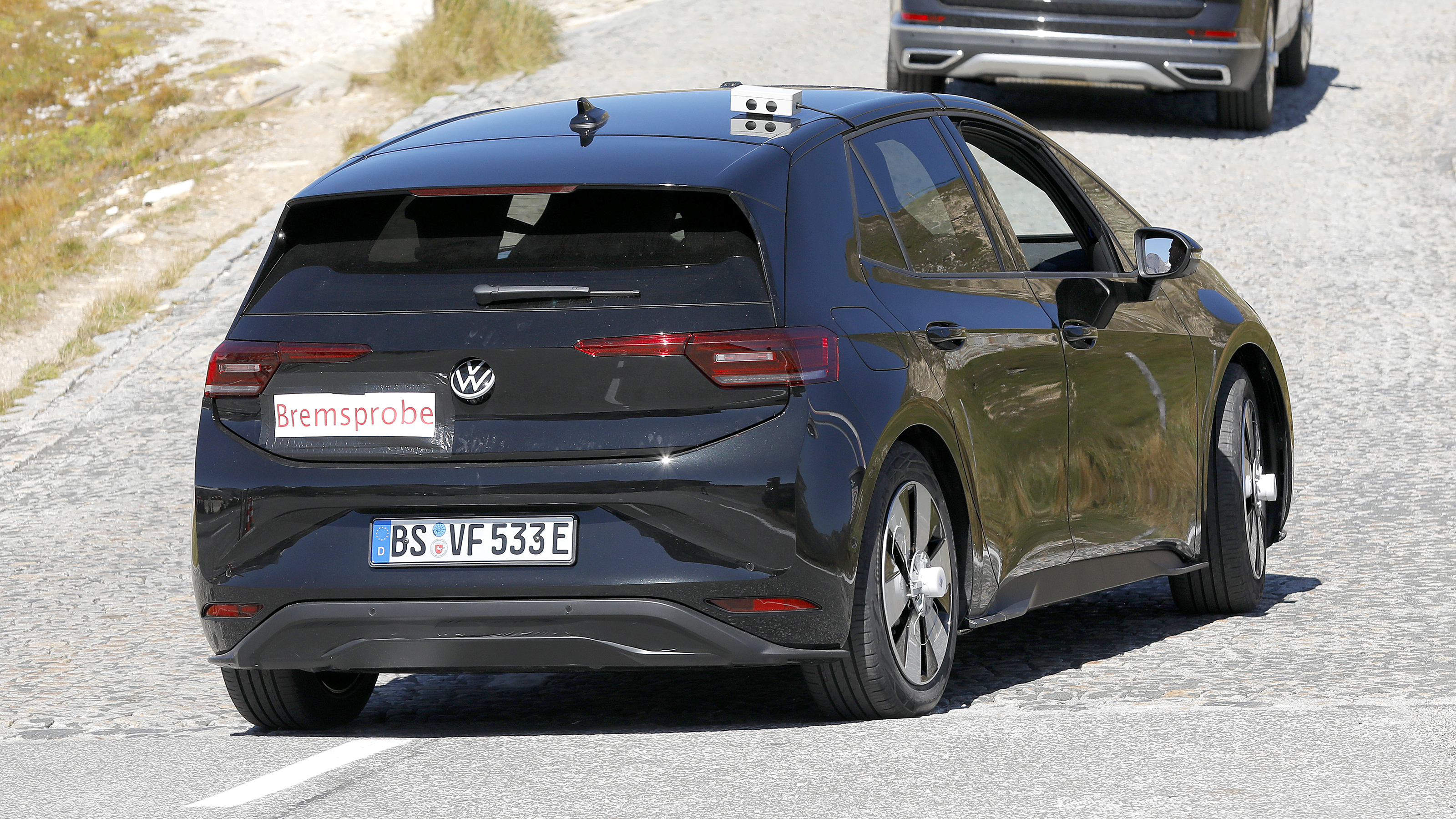 Volkswagen ID.3 GTX - rear cornering