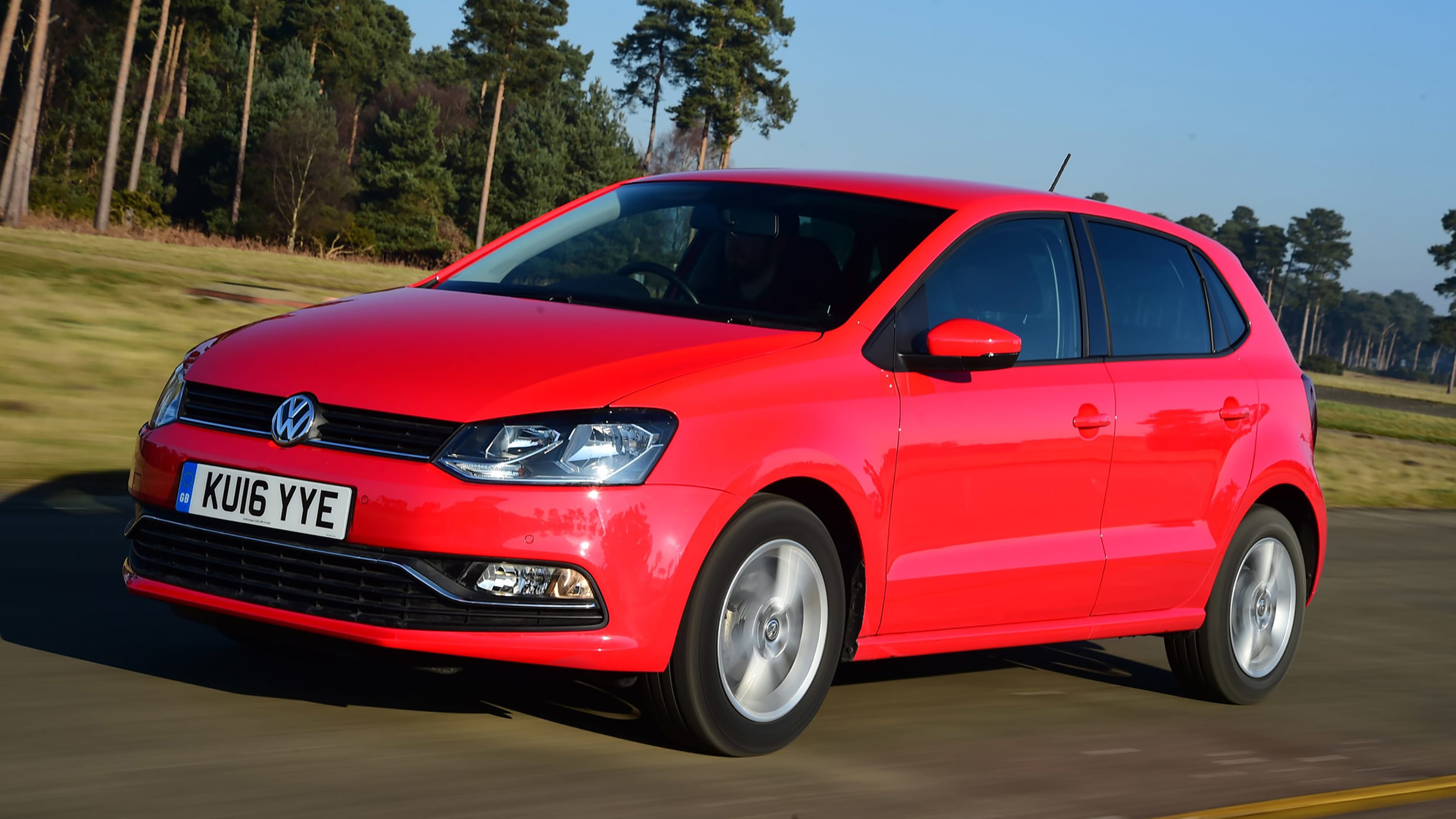 Volkswagen Polo Mk5 - front tracking