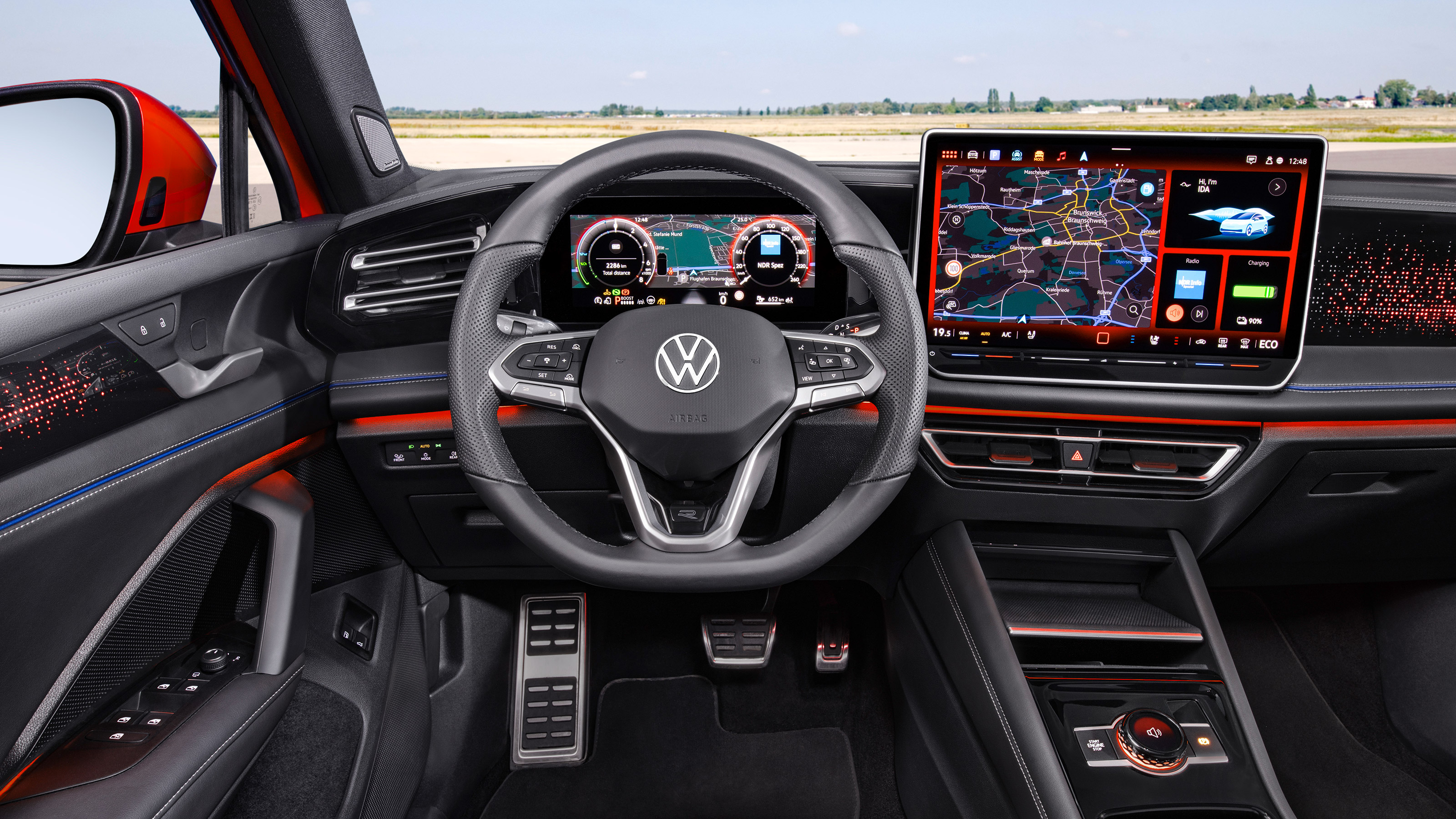 Volkswagen Tiguan - dash