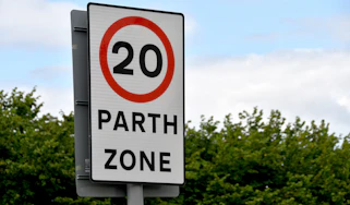 Welsh 20mph zone road sign