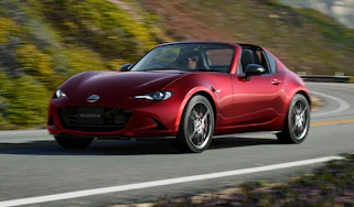 2024 Mazda MX-5 – front cornering