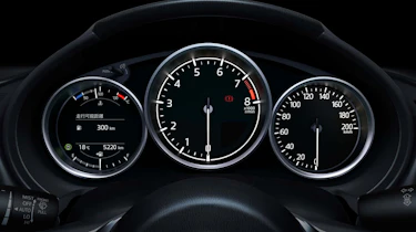 2024 Mazda MX-5 RF - dials