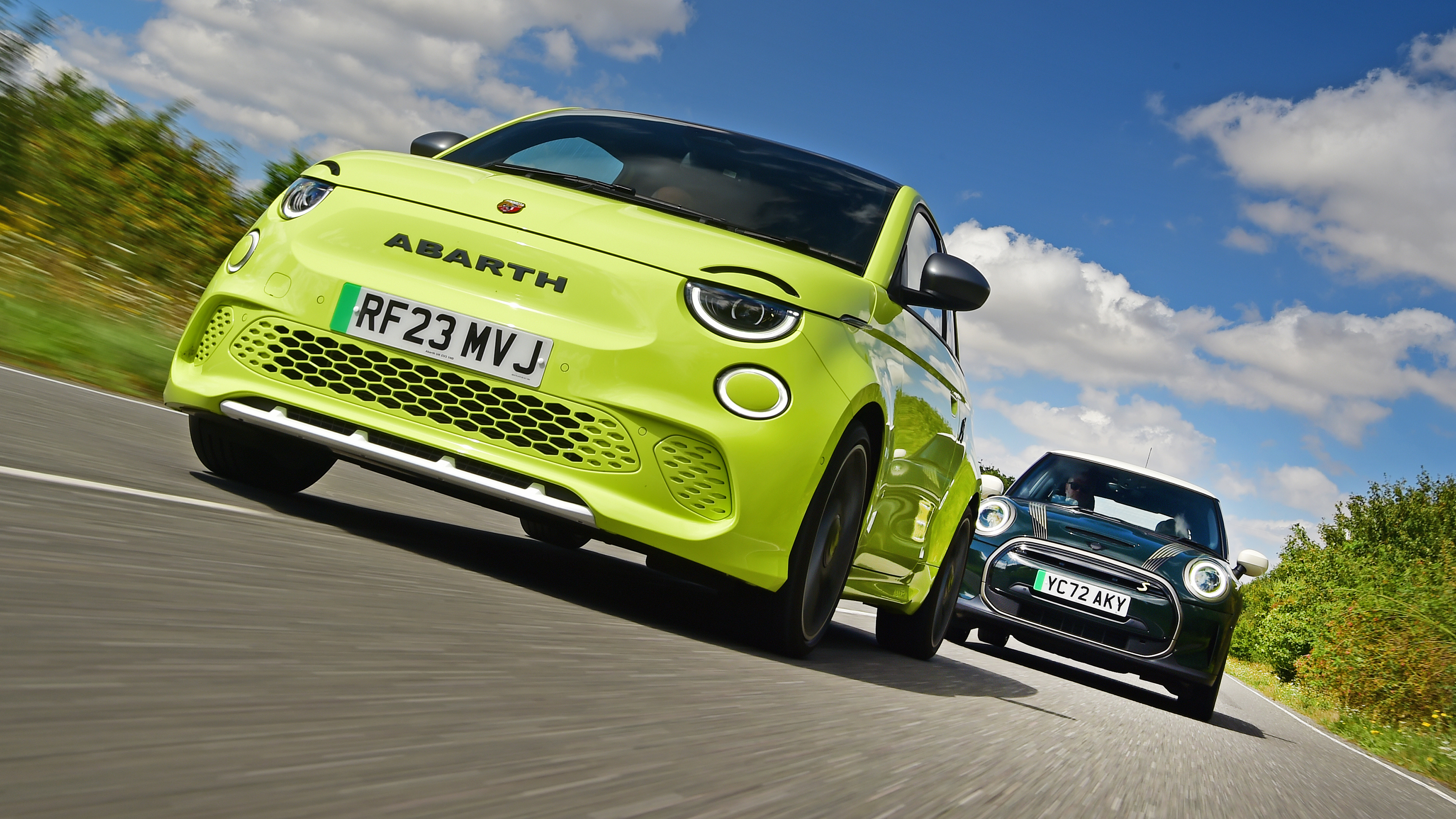 MINI Electric chasing Abarth 500e