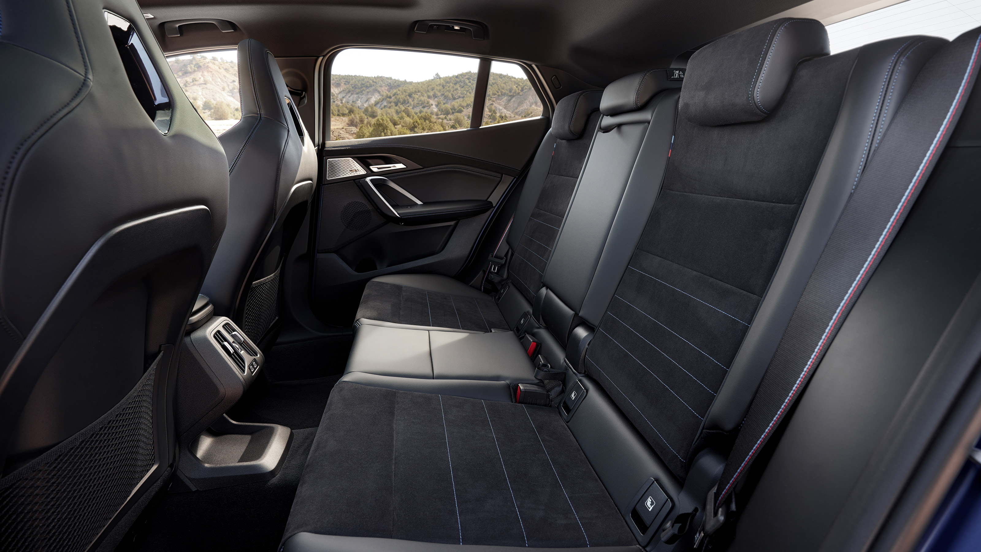 BMW X2 - rear seats