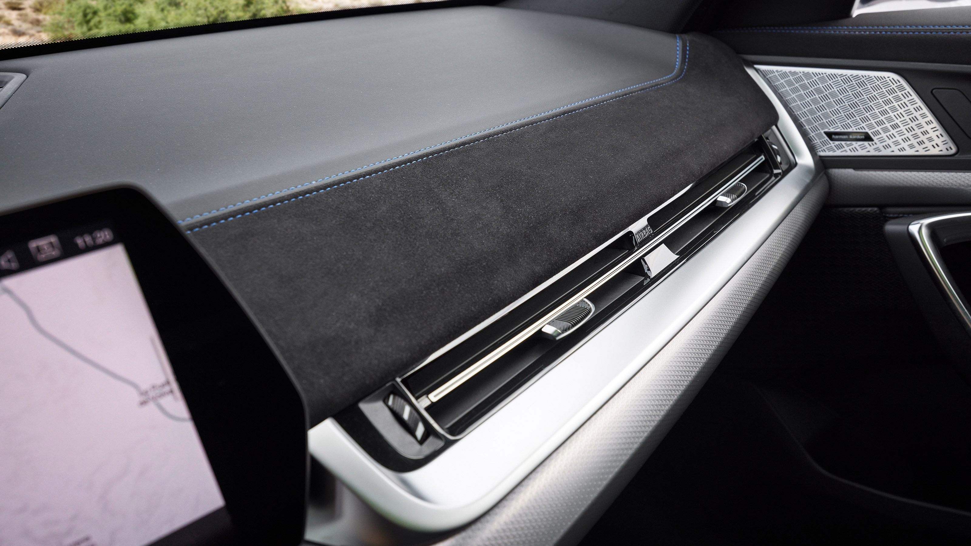 BMW X2 - trim