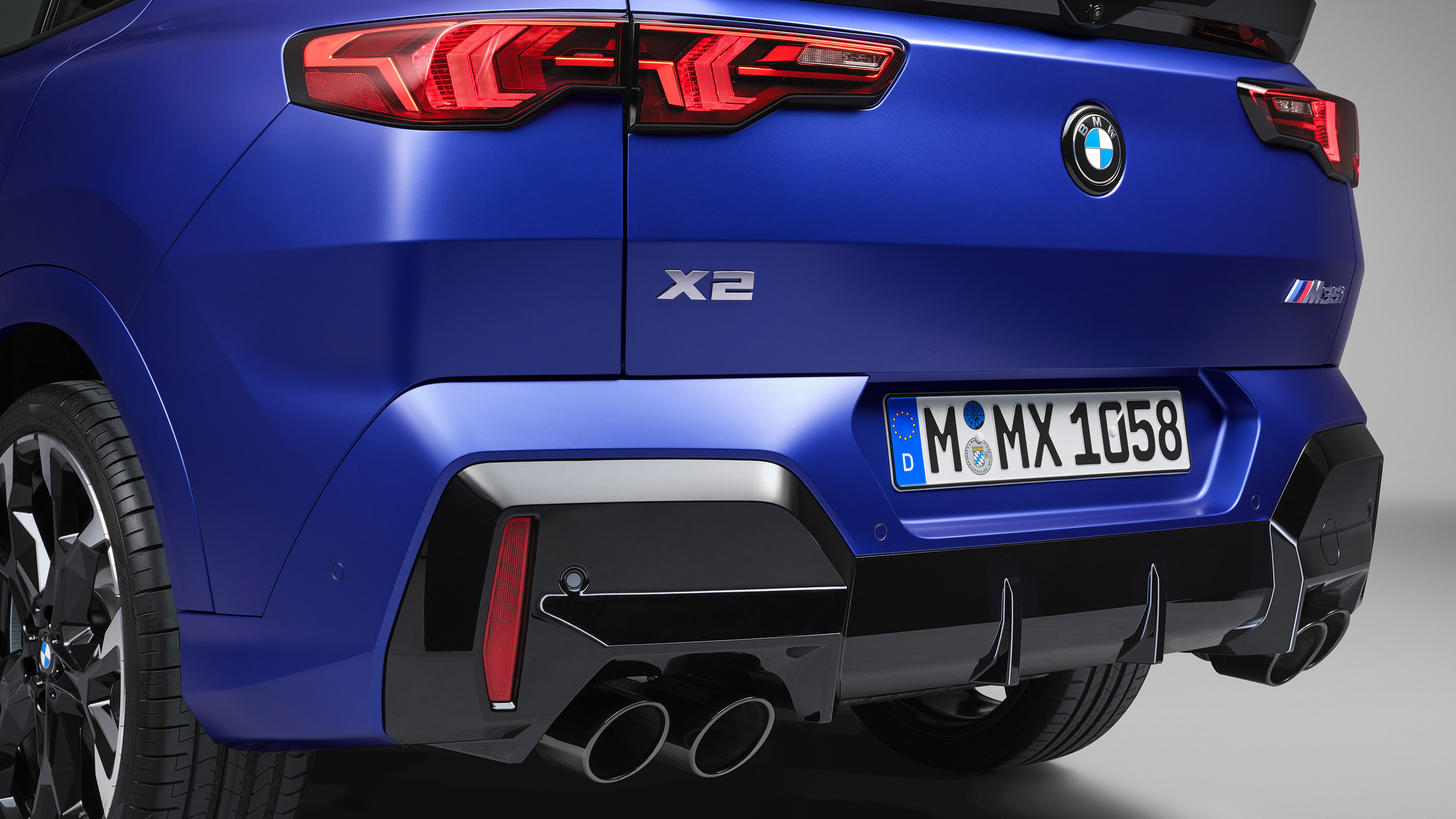 BMW X2 - rear detail studio