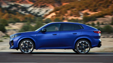 BMW X2 - side
