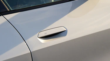 BMW i4 eDrive35 M Sport - exterior door handle