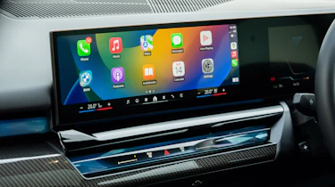 BMW i5 eDrive40 M Sport - infotainment