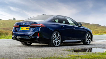 BMW i5 eDrive40 M Sport - rear static