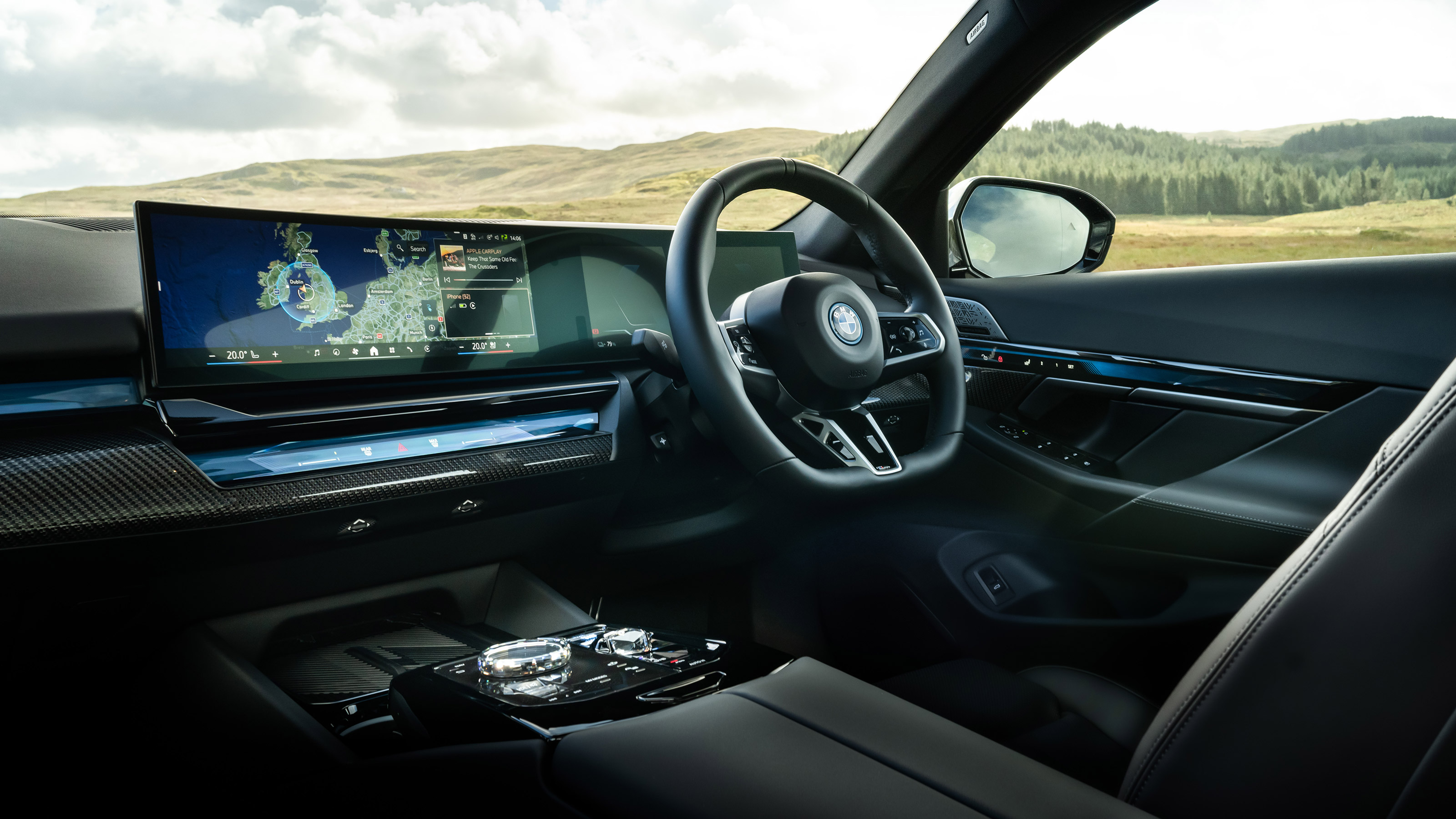 BMW i5 eDrive40 M Sport - dash