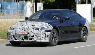 Facelifted BMW i4 - front tracking