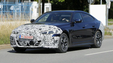 Facelifted BMW i4 - front tracking