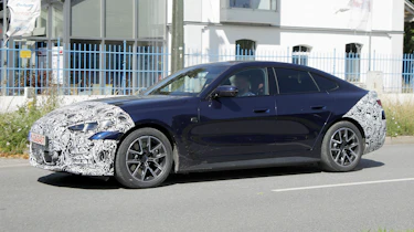 Facelifted BMW i4 - front