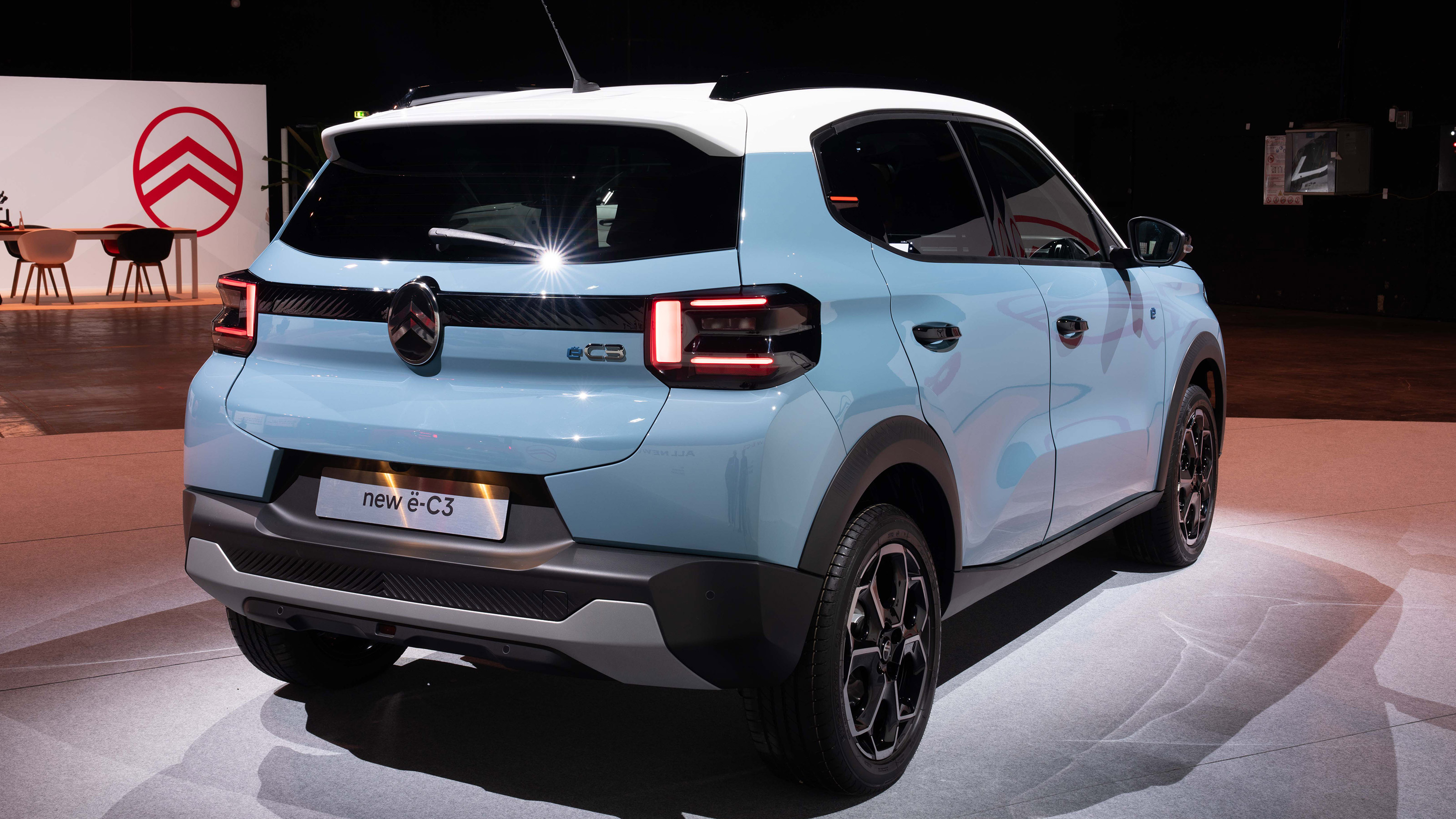 Citroen e-C3 - rear static