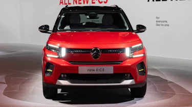 Citroen e-C3 - full front