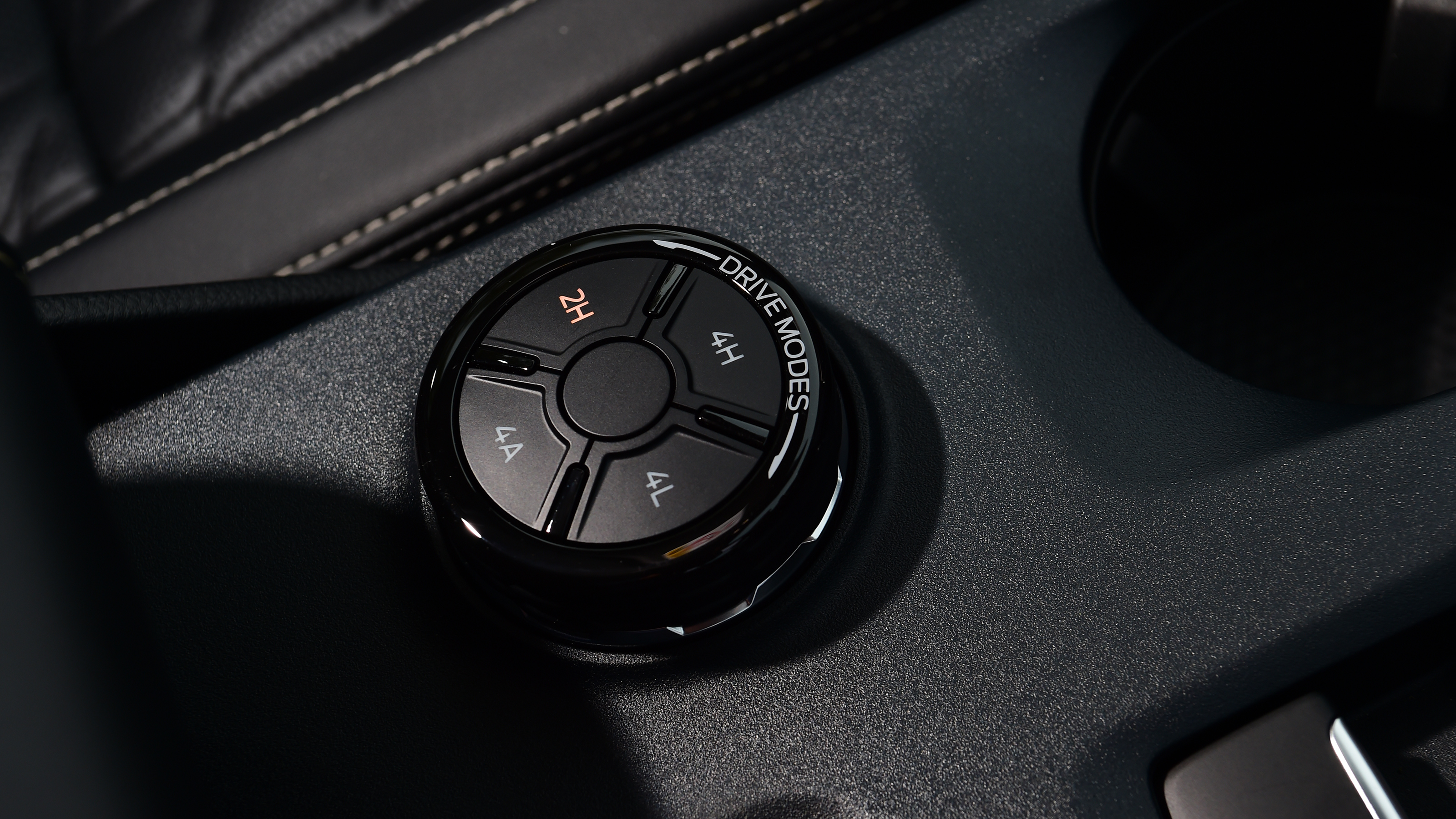 Ford Ranger Platinum - drive selector