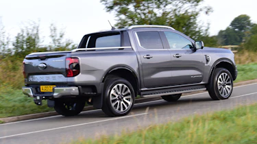 Ford Ranger Platinum - rear action