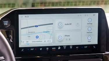 Ford Tourneo Custom - screen