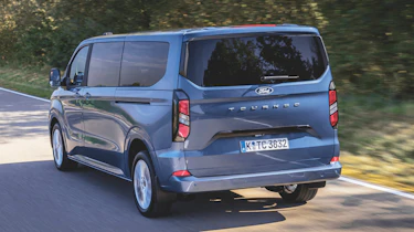 Ford Tourneo Custom - rear